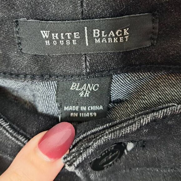 White House Black Market Women's Blanc Slim Leg Jeans Black Denim size 4 Regular - Picture 5 of 6